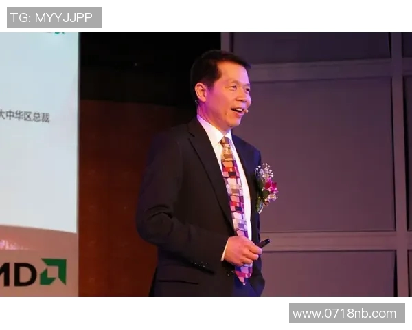 黄伟专访：从青涩少年到足球巨星的成长之路回顾